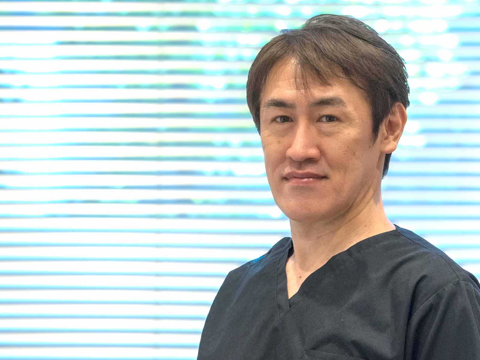 銀座ルミナス歯科　院長　村上陽一